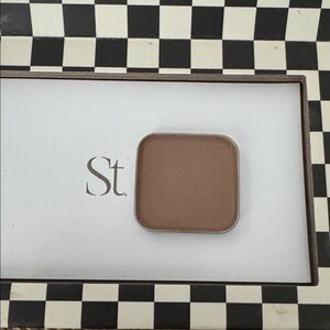 Seint Eyeshadow Single- Basic